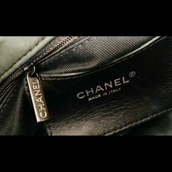 Authentic Chanel Mademoiselle Bag Black - Picture 4 of 8